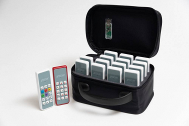 sistema-golosovaniya-interwrite-cps-pulse-24-na-24-uchenika