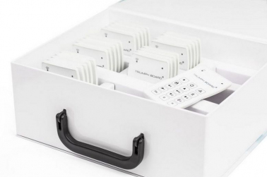 sistema-dlya-golosovaniya-smart-response-xe-resiver-24-pulta-upravleniya