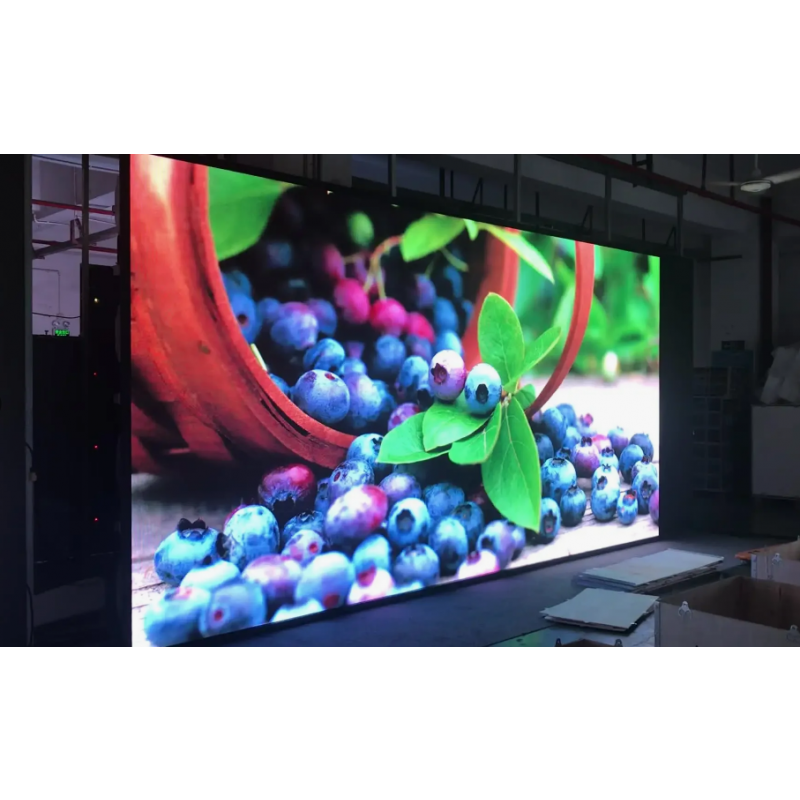 svetodiodnyy-ekran-4h2-metra-3840x1920-mm-shag-pikselya-2-mm-0