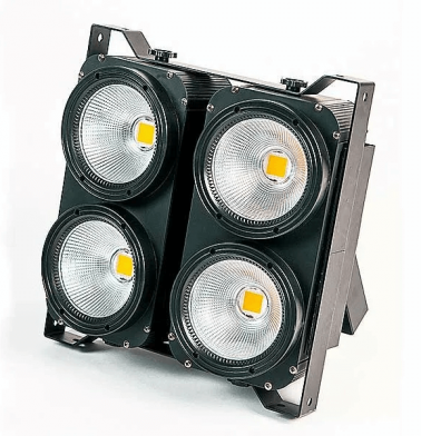 cvetodiodnyy-stroboskop-procbet-strobe-bar-800-rgbw
