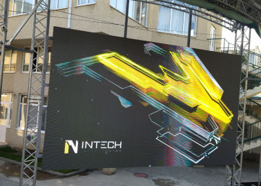 postavka-svetodiodnogo-ekrana-gorod-anapa